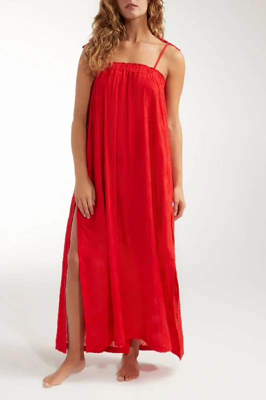 Susanna Cinched Maxi Dress In Red